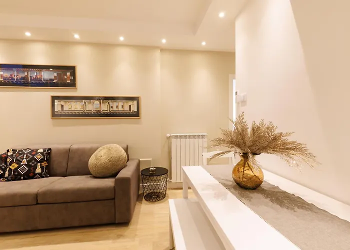 Vaticano Centro Aura D4 * Roma